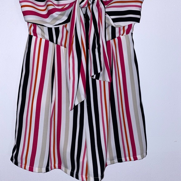 Short Jumpsuit - Picture 2 of 2